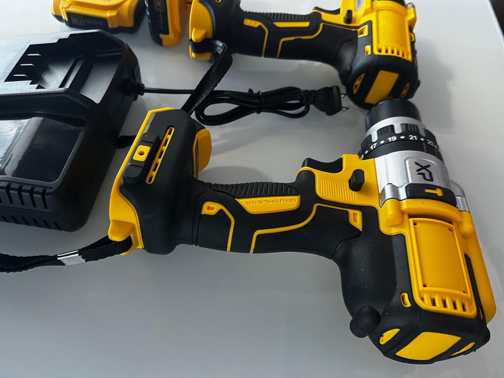 New Dewalt Dupe Drill Kit