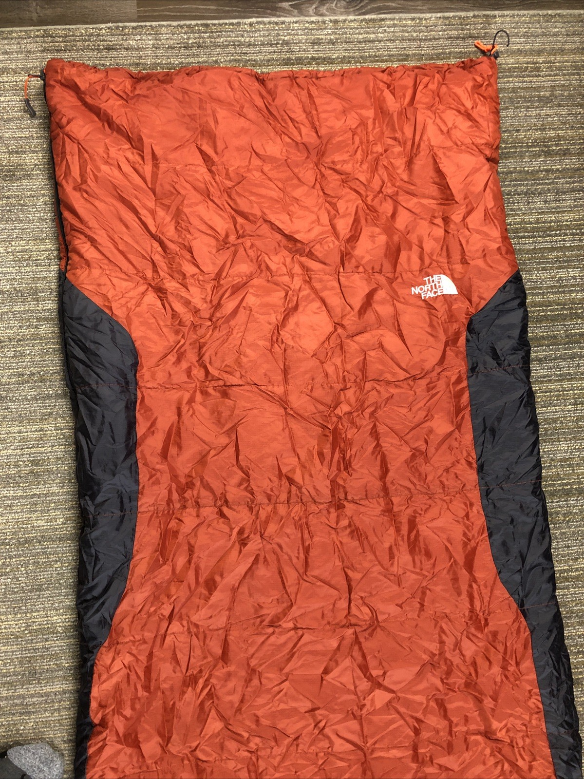The North Face Dolomite 2S Sleeping Bag 40°F Long Left Zip Heatseeker Synthetic