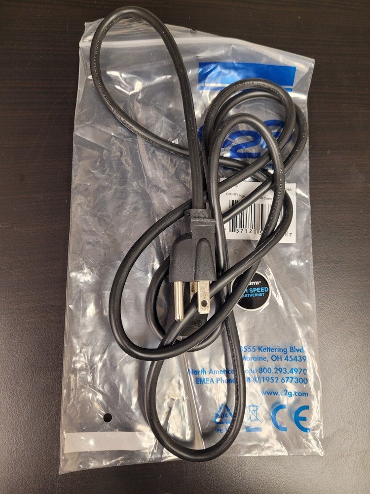 Vivitek D554 DLP Projector 3D Ready HDMI includes Cords, Remote, Case, Software