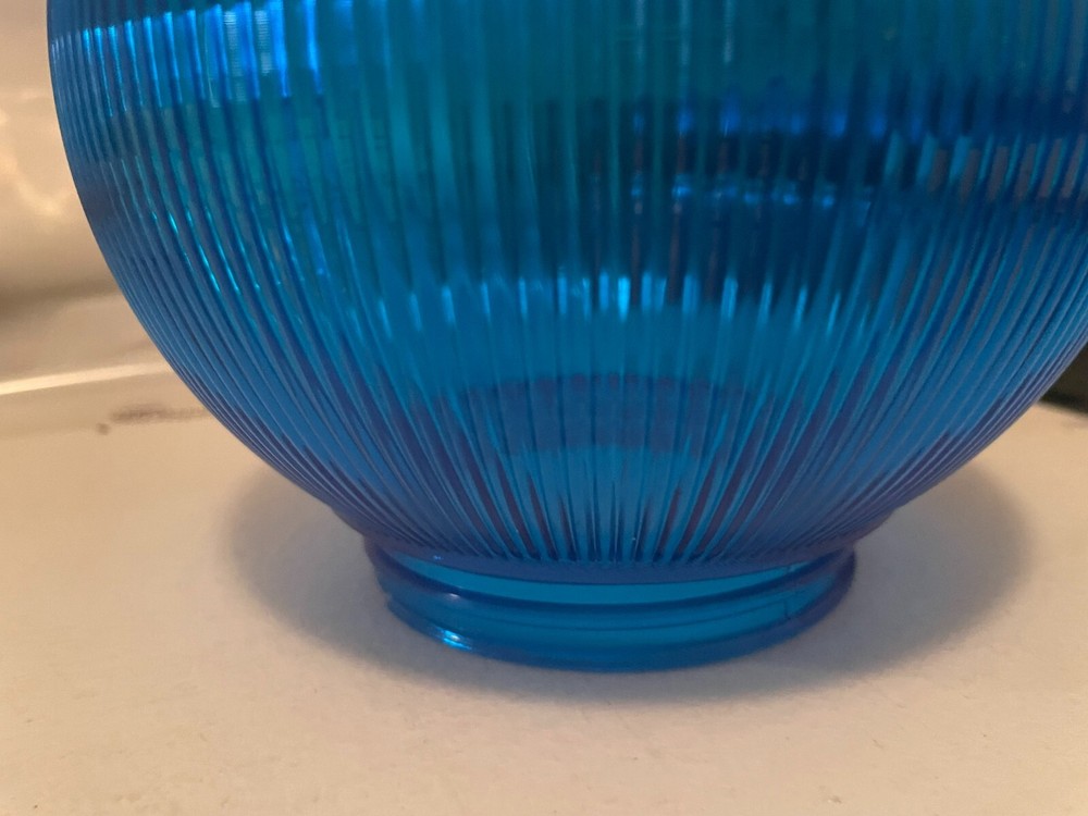 6" GLOBE BLUE PRISM 3-1/4" THREADED NECK