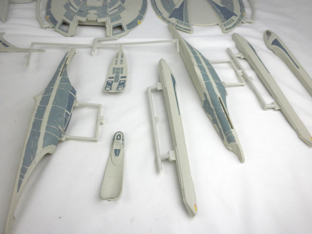 AMT Star Trek First Contact USS Enterprise E Model Kit # 6326- Started - No Box