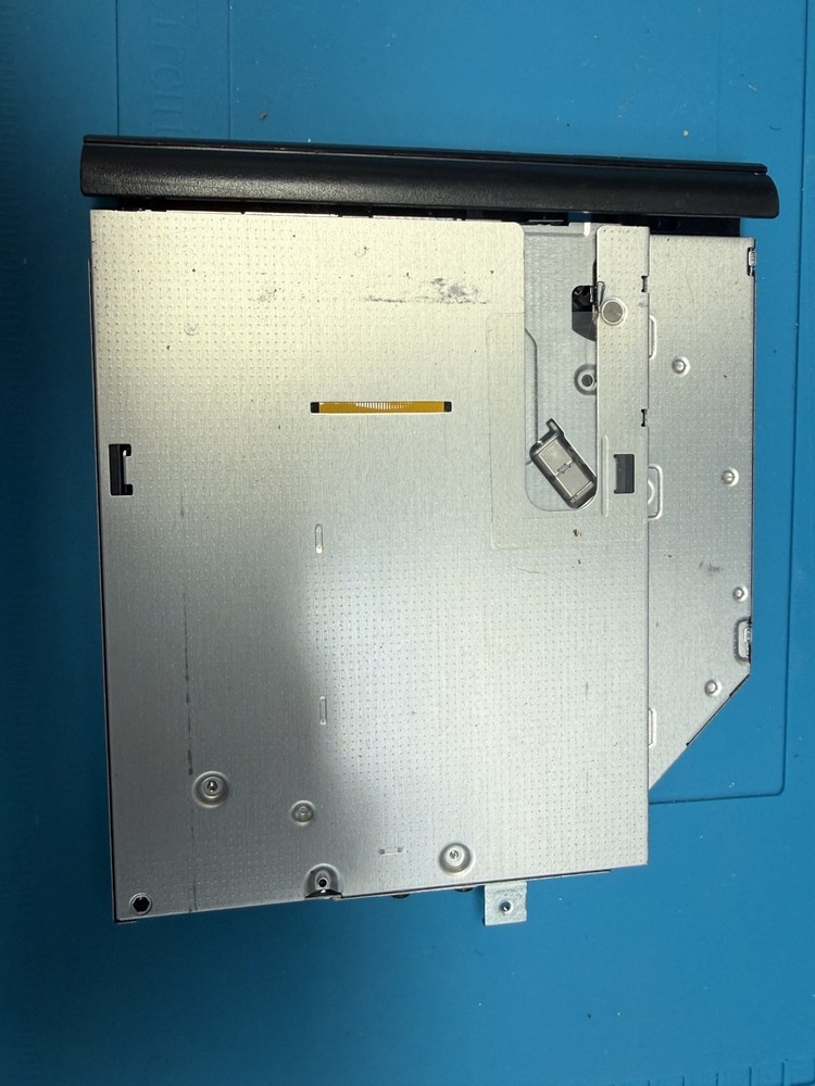 DVD/CD Rewritable Drive Model DU-8A5HH