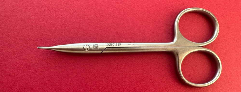 Aesculap STEVENS Scissors B/B tip Curved 4-1/4" Ref: BC173R