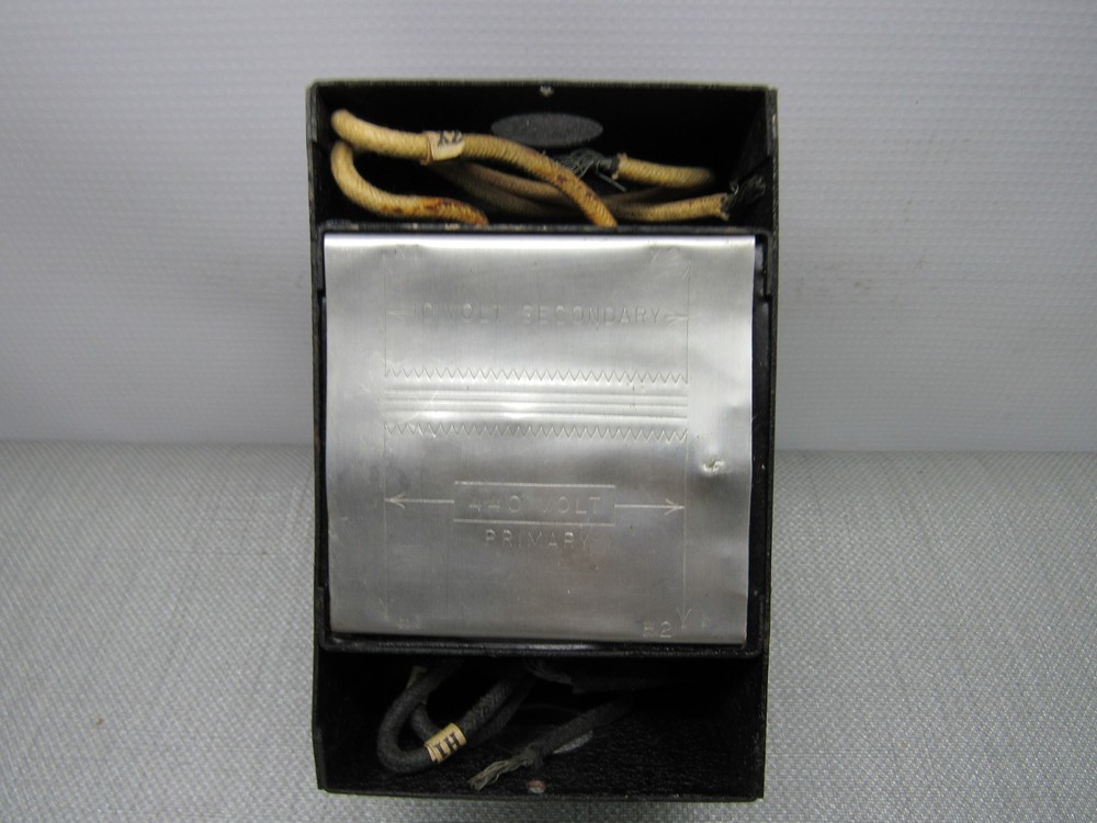 Bellows Type 10-4 Control Transformer 440V