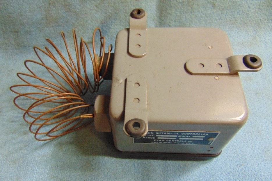 PENN A19AN AUTOMATIC CONTROLLER MODEL: 1 RANGE: 0 - 150°