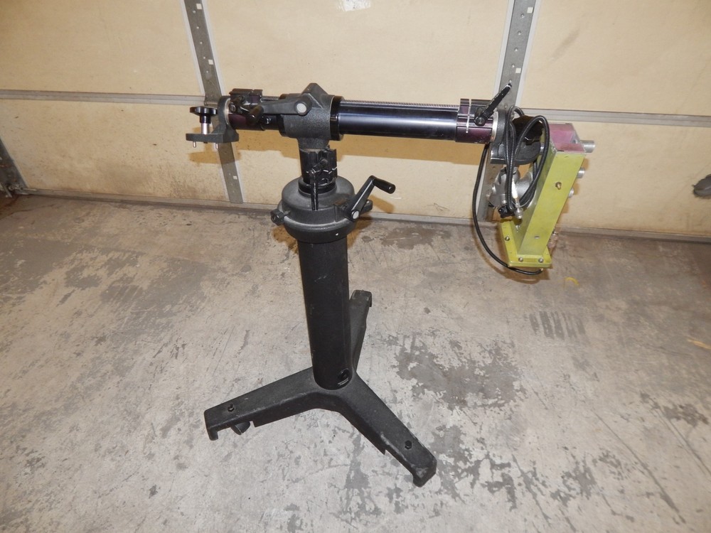 *LL* MICROWAVE ATTENUATOR ON ADJUSTABLE TRIPOD STAND (#4277)