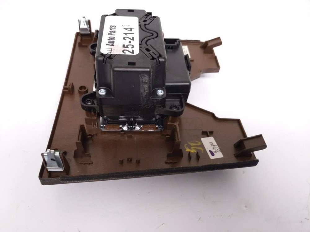 2007-2016 Mercedes-Benz E350 Audio Command Control Panel Switch Unit 2129009828