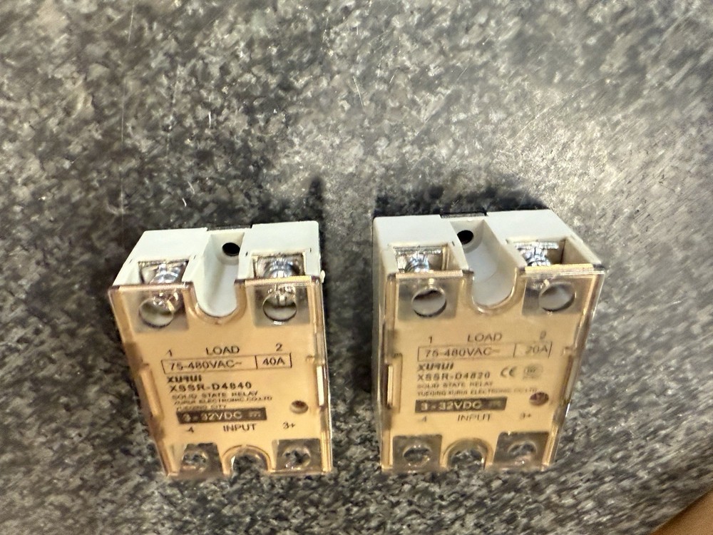 XSSR-DA4840 Solid State Relay 40A Load 75-480 VAC Control 3-32 VDC & DA4820 20A