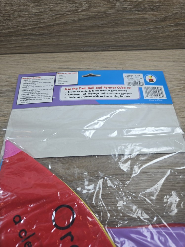 Writing Trait Ball & Format Cube. Cd-1055. Education Teacher Resource
