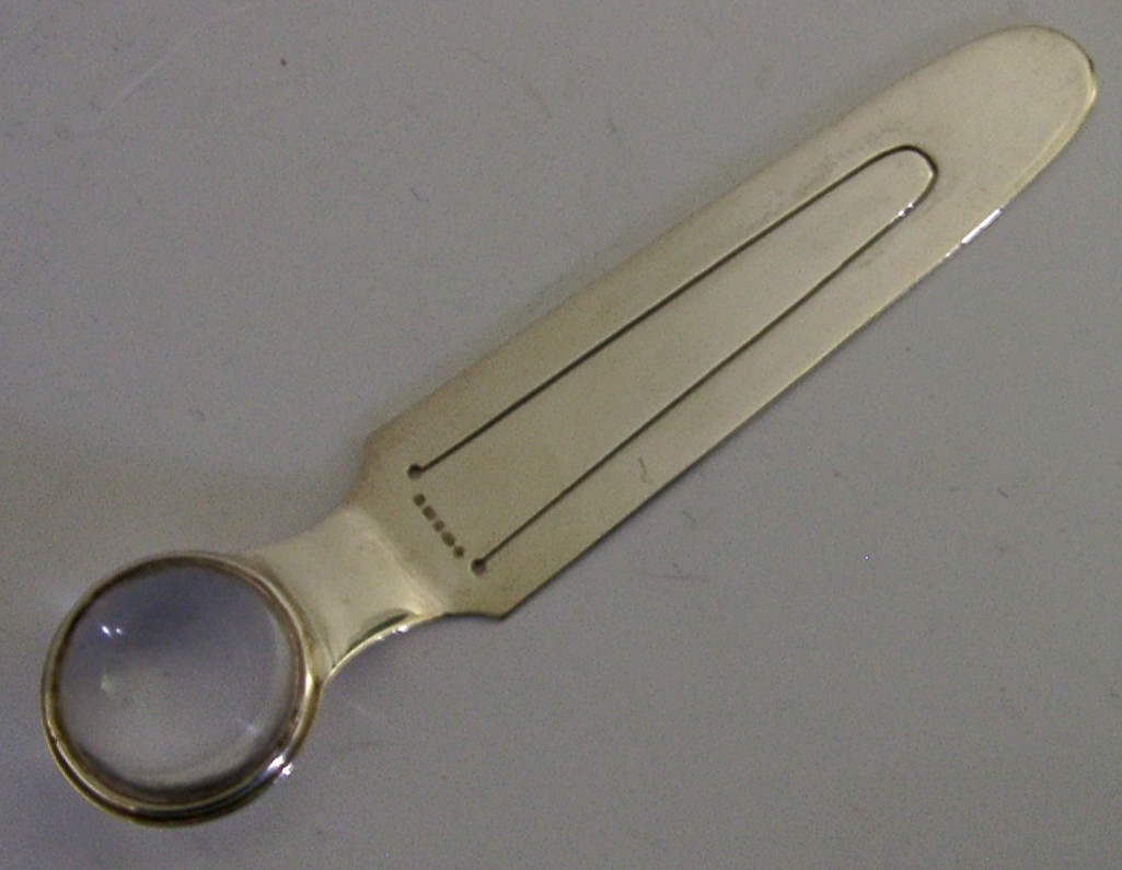 SUPERB STERLING SILVER MAGNIFYING GLASS BOOKMARK 2006 BOXED