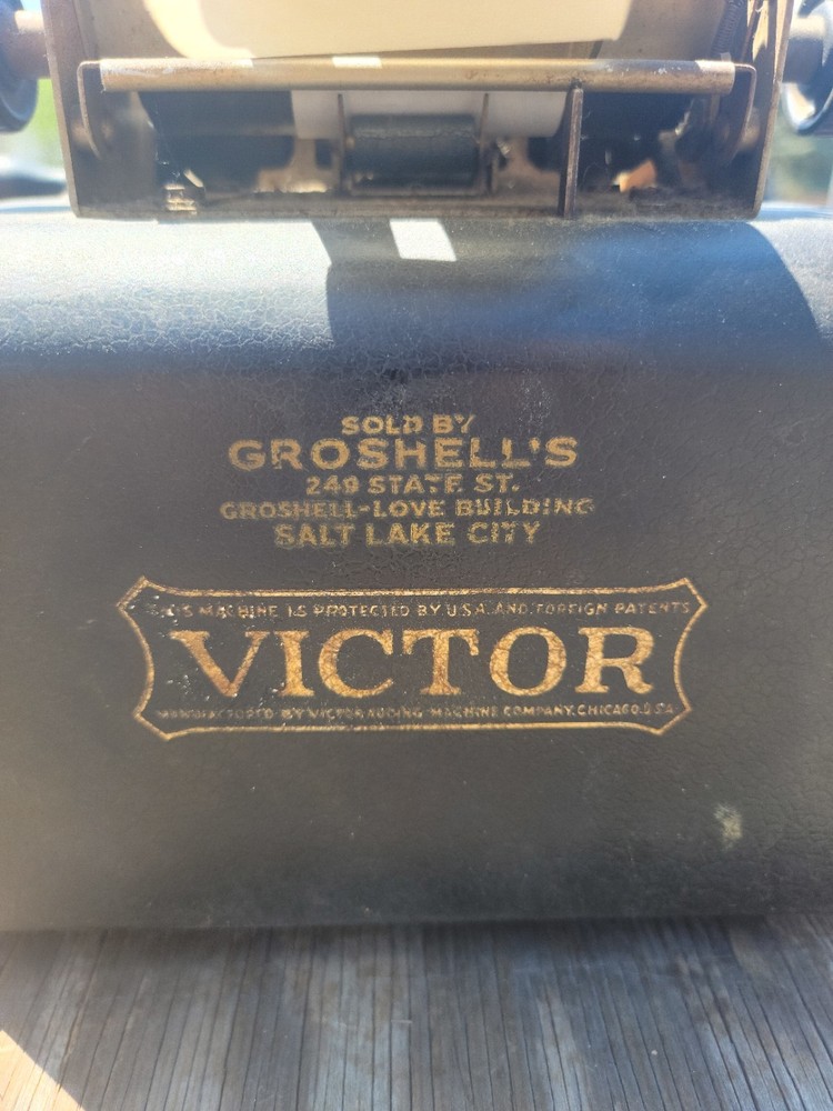 Antique VICTOR Adding Machine Vintage 1920's Model: 93420