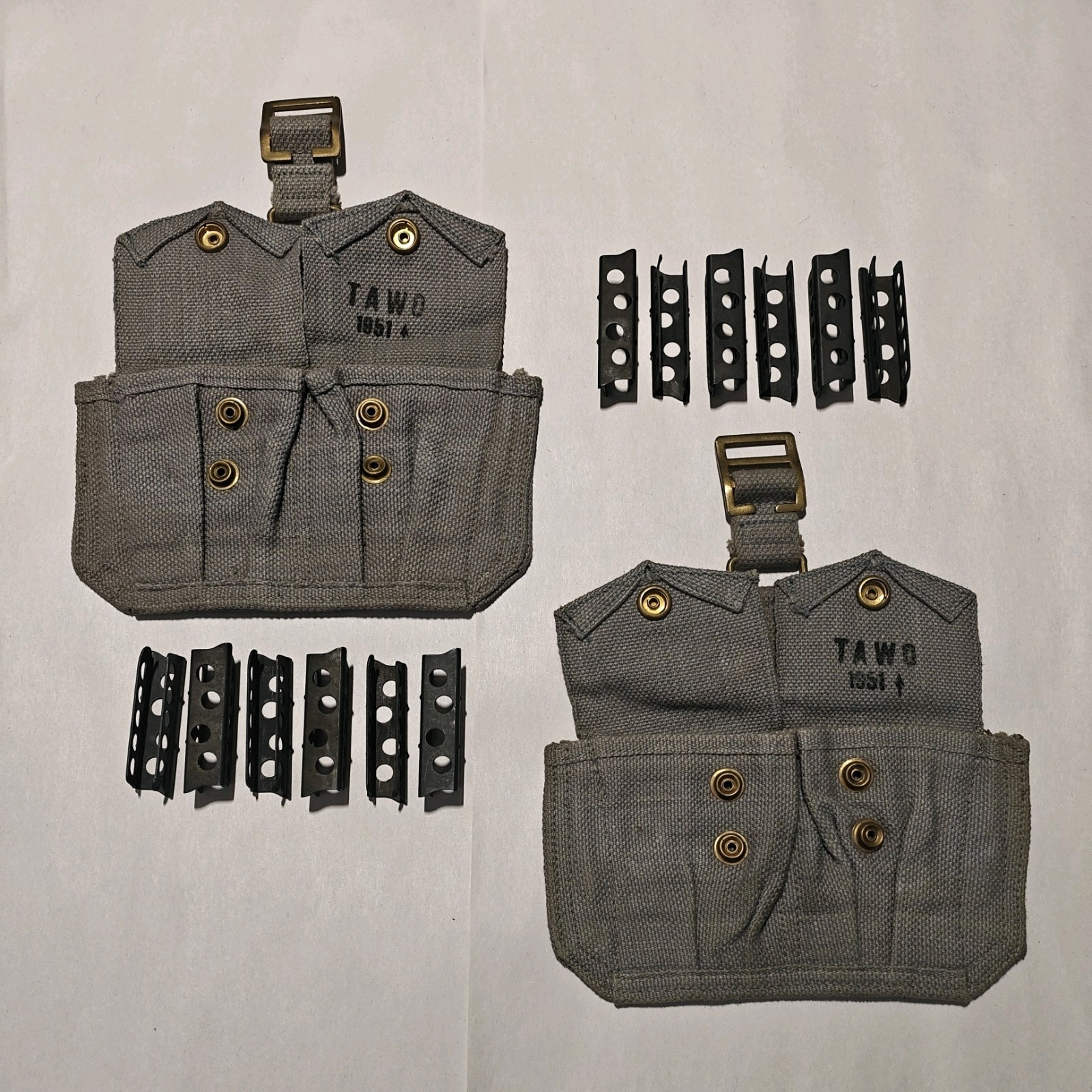 SET OF 12 BRITISH LEE ENFIELD 303 CLIPS WITH 2 POCKET AMMO POUCHES