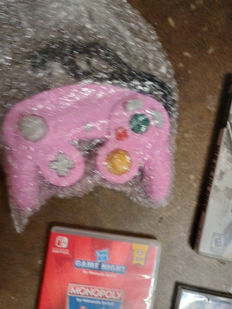 4 Piece Requested Bundle. Controller And 3 Games