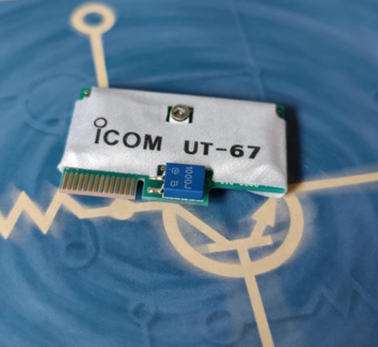 UT-67 CTCSS Decoder BOARD Module For ICOM IC-2410 IC-3230 IC-W21AT IC-W21ET 2SRE