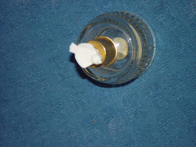 Avon Perfume Cologne Spray Glass Bottle White Dove