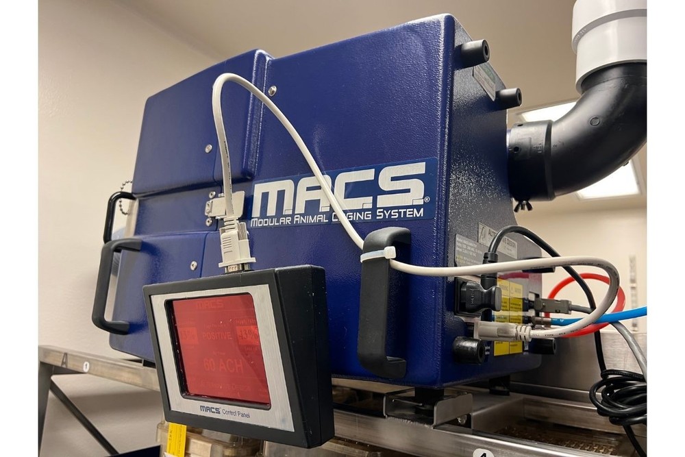 Alternative Design Ventilated Mouse Rack w/Blowers & Cages