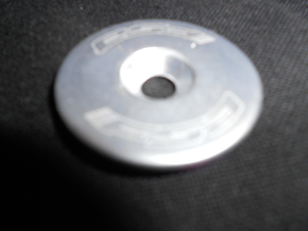 FSA silver alloy top cap 1 1/8" 4ga