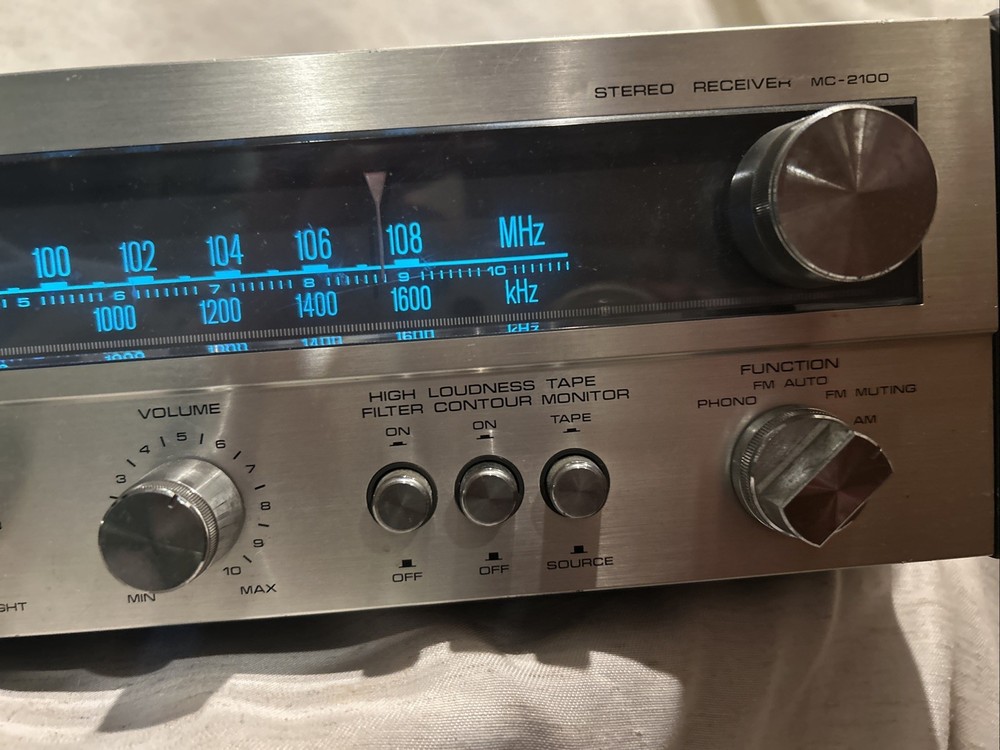 Fisher Stereo Receiver