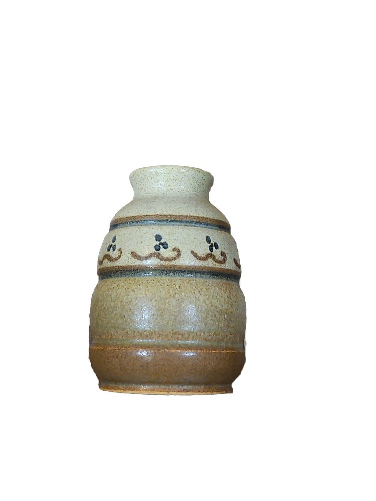 Kalapuya Pottery Vase