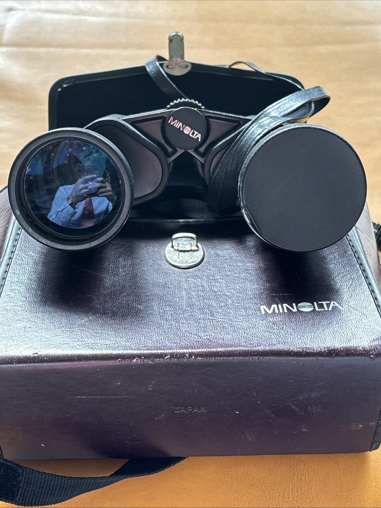 Minolta Standard Extra Wide 7.8 Multi-Coated With Leather Case
