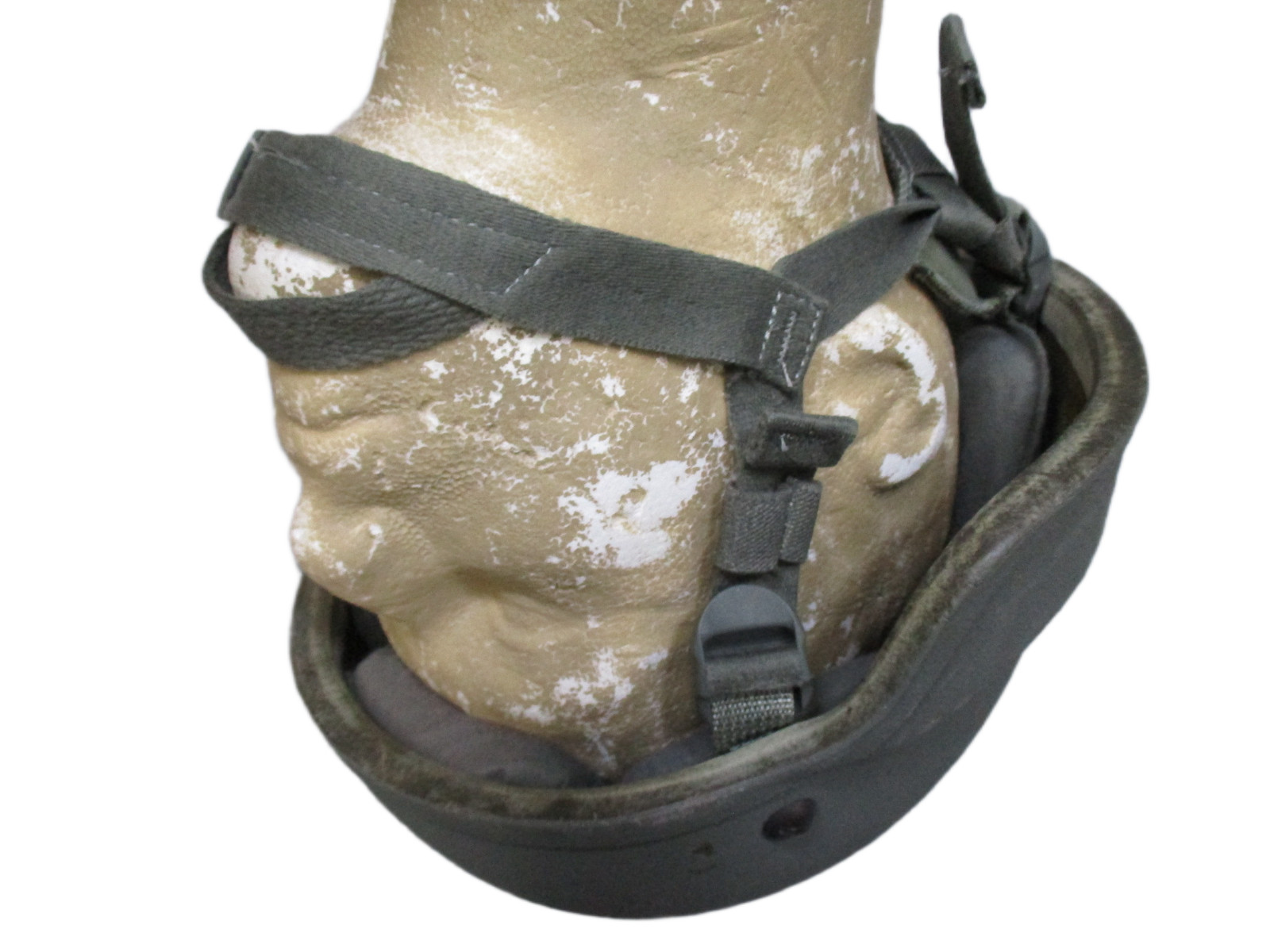 ACH Advanced Combat Helmet Size Medium Foliage Green w/ Pads Chinstrap Ballistic