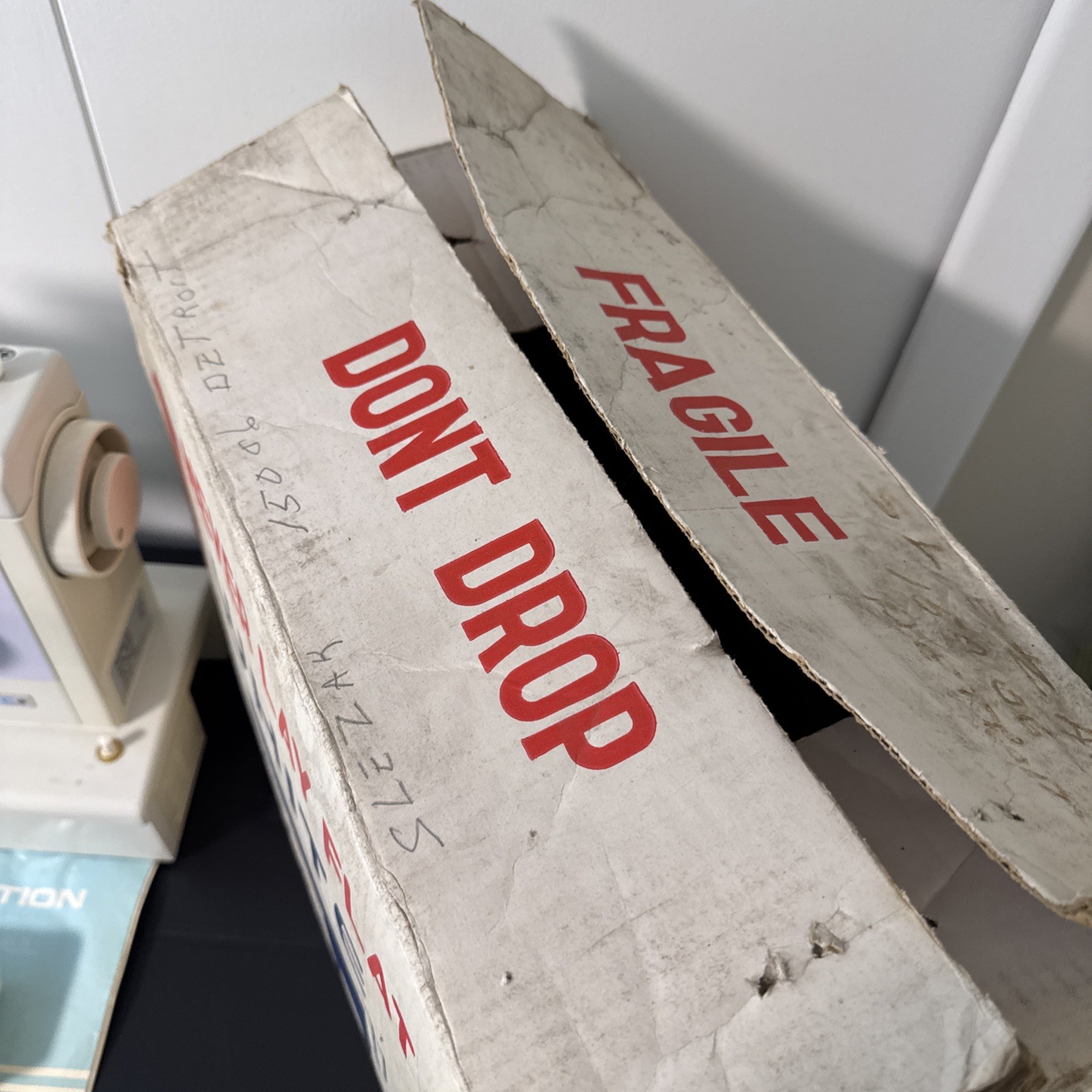 White Sewing Machine Model 1405 With Accessories and Box