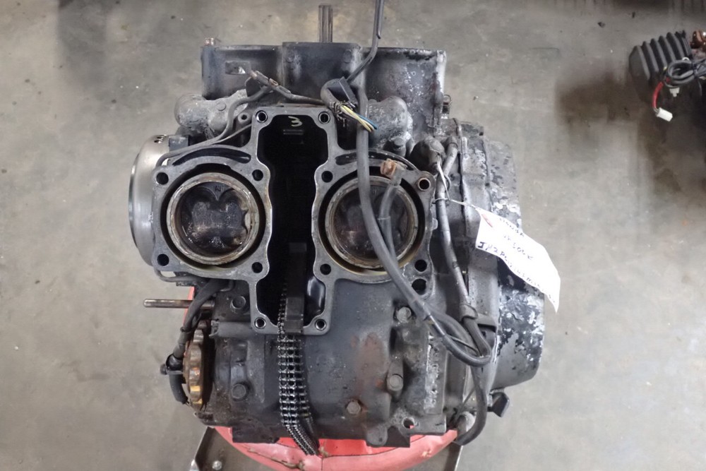 1985 HONDA VF500F ENGINE BOTTOM END