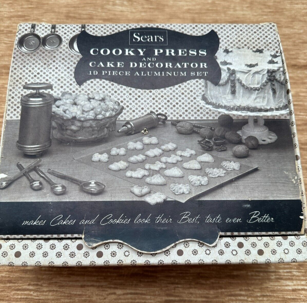 Sears Cooky Press & Cake Decorator Complete EUC