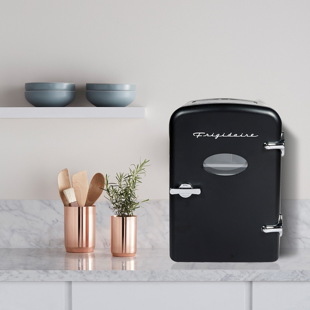 9-Can 48W Portable Retro Mini Refrigerator