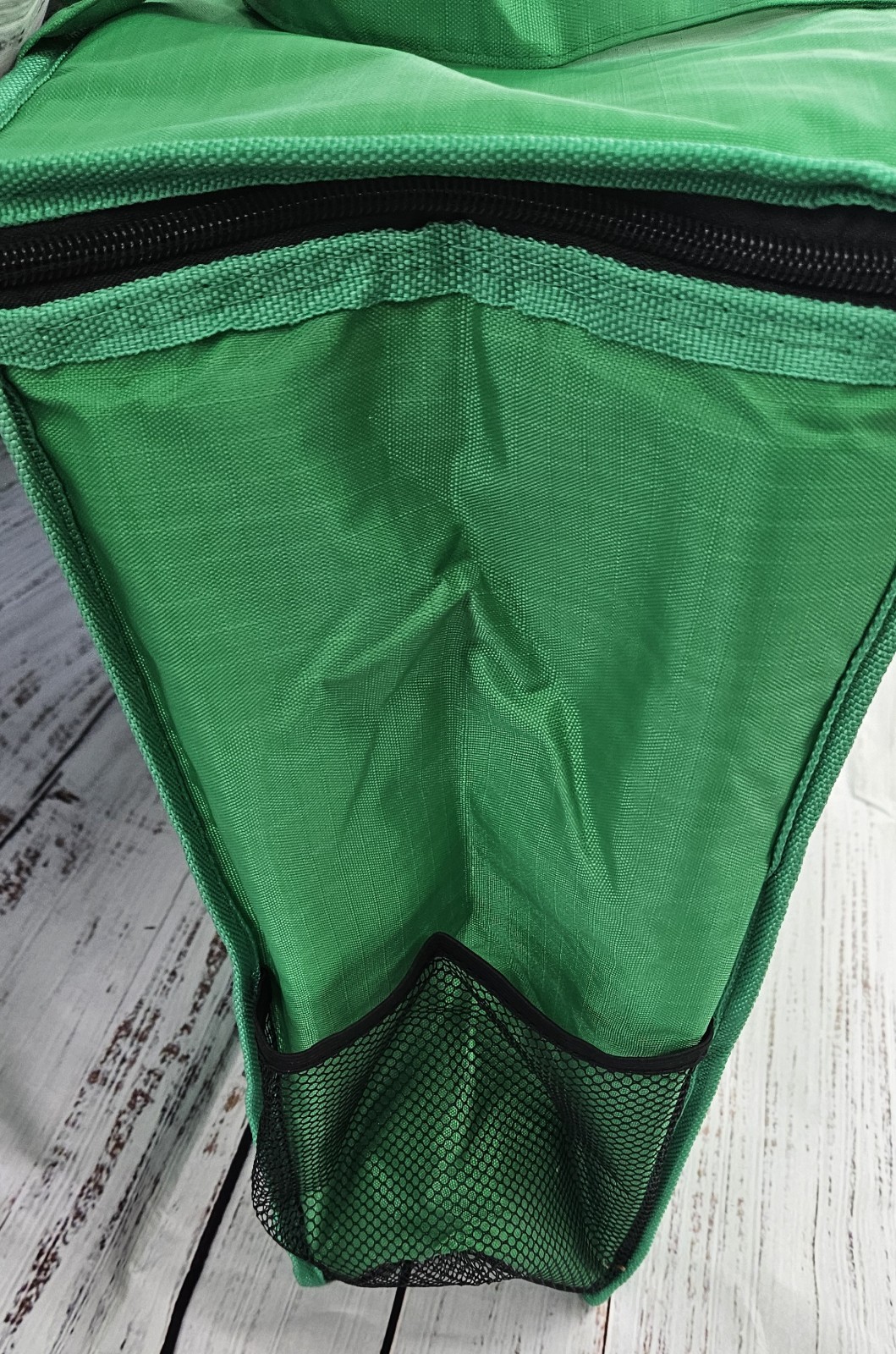 Brand New SHIPT XL Insulated Food Grocery Delivery Bag Green 21x8x13