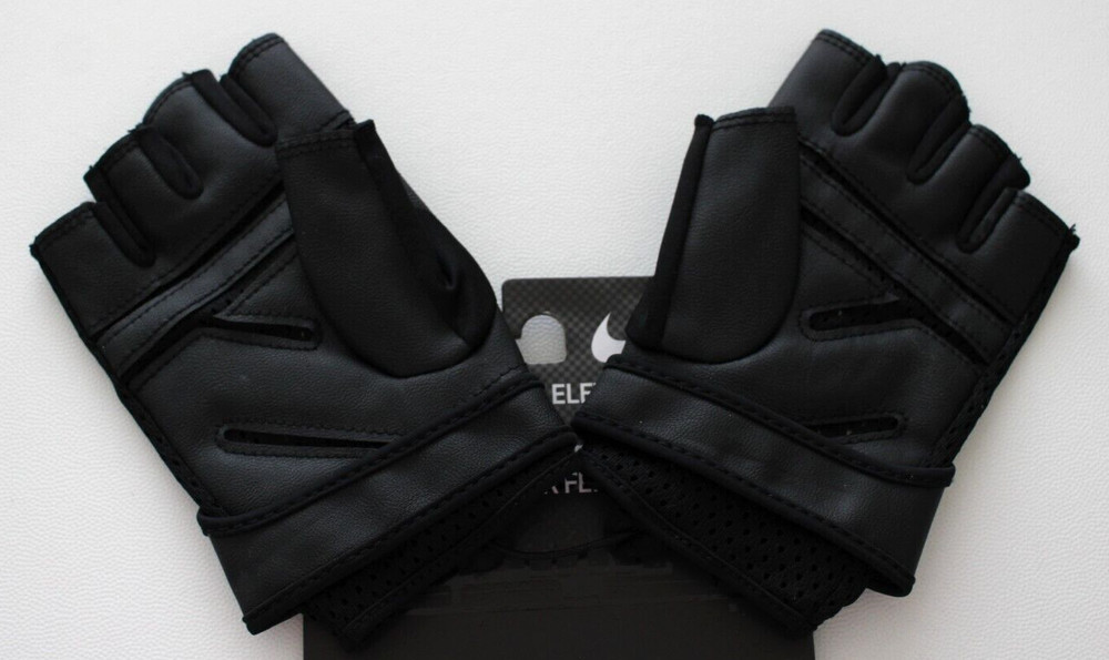 Nike Pro Elevate Training Gloves Women's Medium Black/Volt