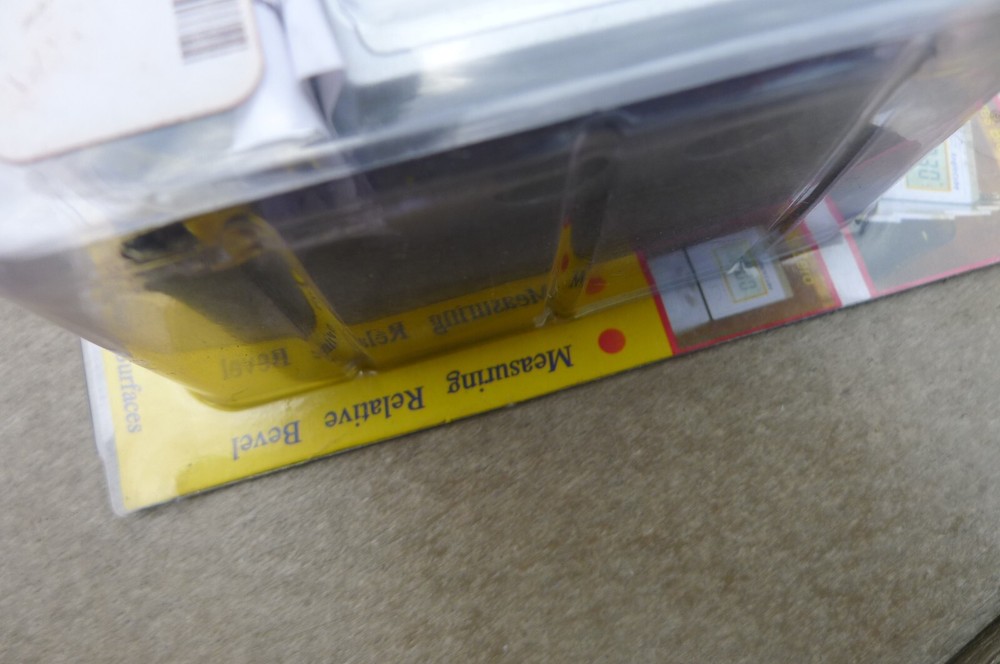 IGAGING ANGLE CUBE, DIGITAL LEVEL-BEVEL GAUGE