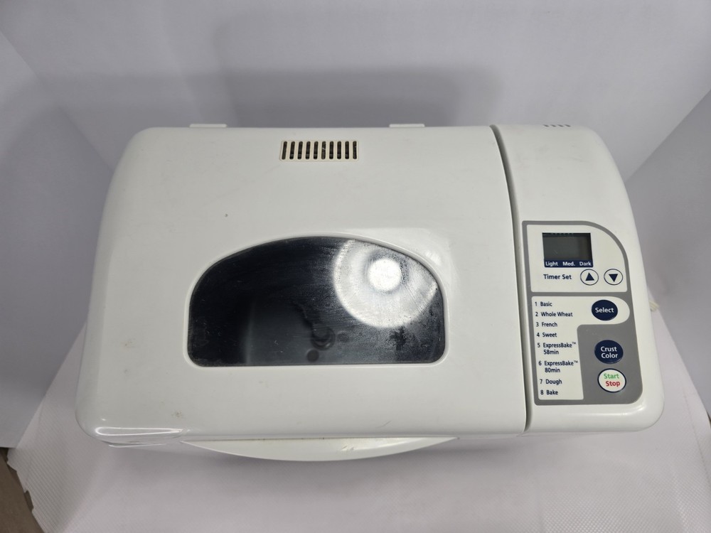 Sunbeam Expressbake Breadmaker Bread Machine Model 5833 Works Great!