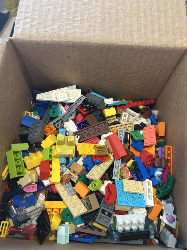 LEGO 3LBS - PIECES FROM BULK SMALL MIX- Random Selection Plates Blocks Building