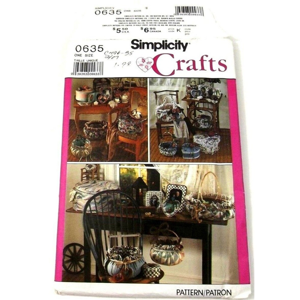 Simplicity Crafts Sewing Pattern 0635 Baskets Hearts Picture Frames Uncut