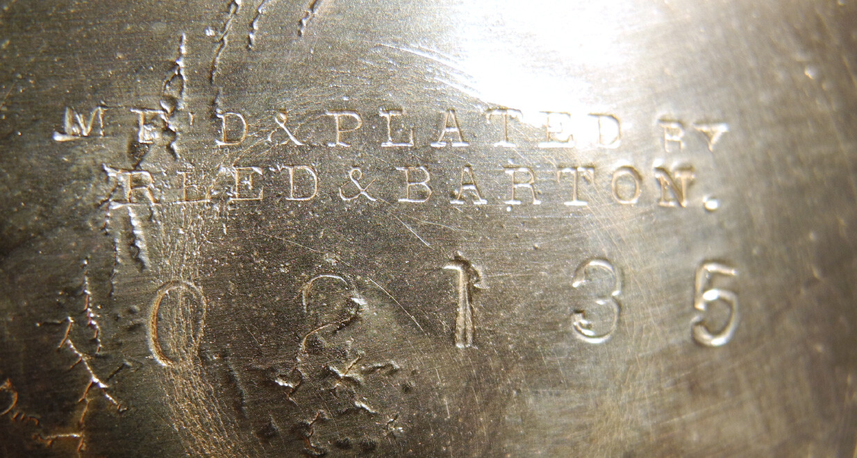 Vtg Antique Silverplated Letter Napkin Holder Reed + Barton 02135 Figural Birds