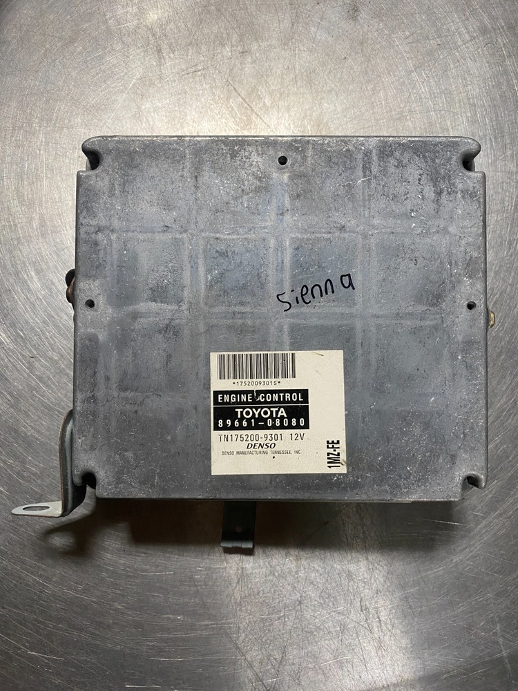 Engine ECM Control Module Fits 02-03 SIENNA 89661-08080 8966108080