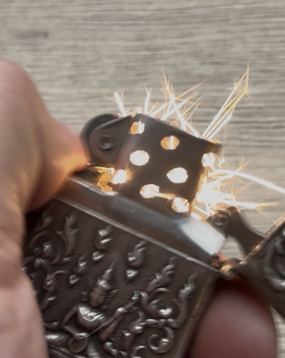 SIAM STERLING SILVER LIGHTER CASE WITH 16-HOLE ZIPPO INSERT