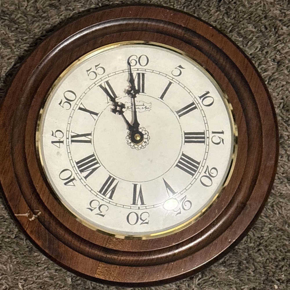 Vintage WUERSCH FALL RIVER solid wood frame wall clock, Kienzle Quartz.