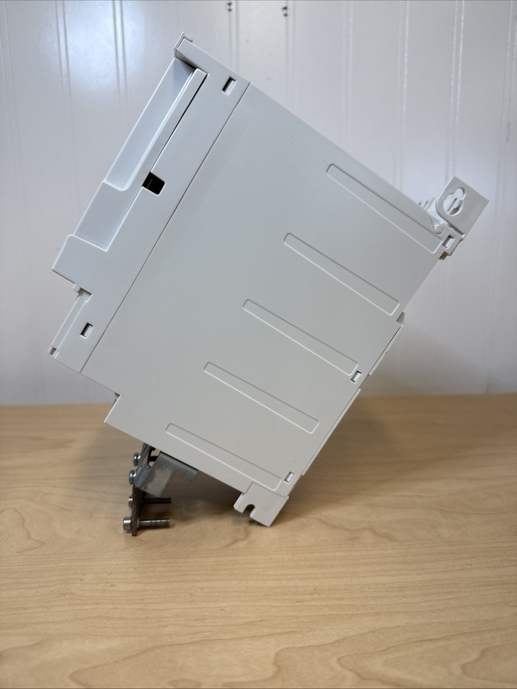 ABB ACS355-03U-05A6-4 VFD Variable Frequency AC Drive 2.2kW 3HP