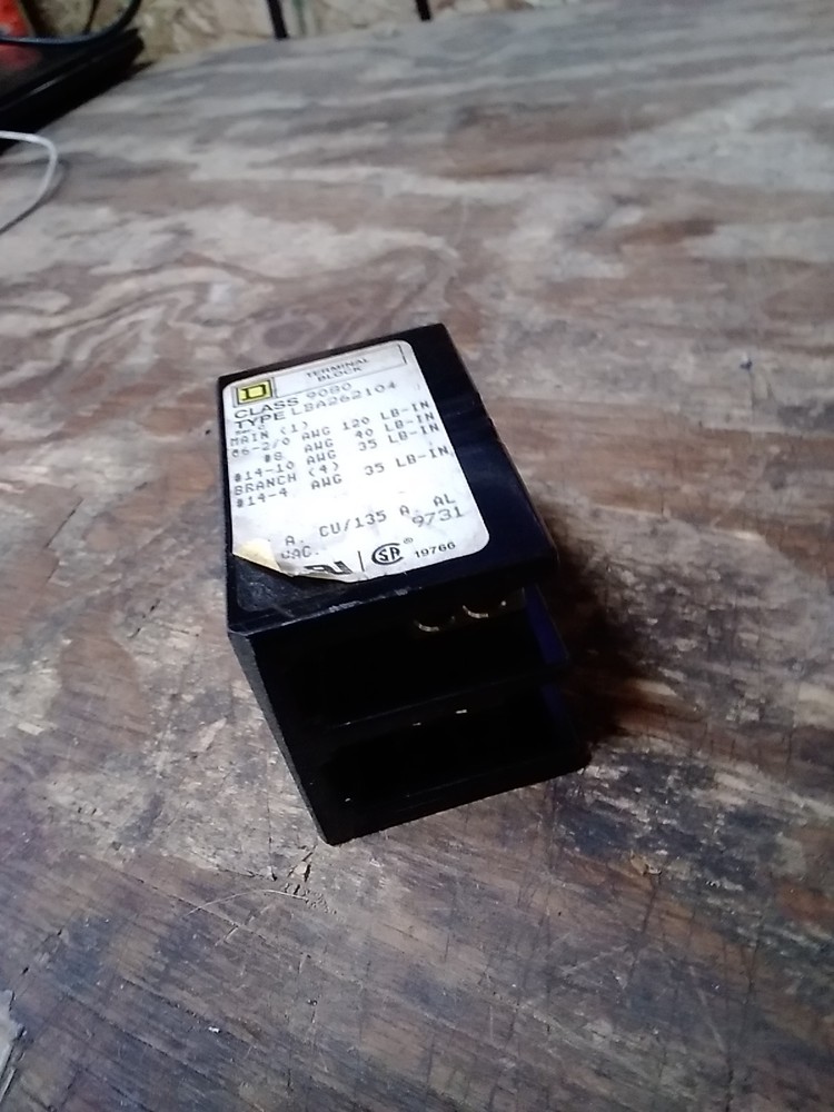 Square D 9080LBA262104 Power Distribution Block