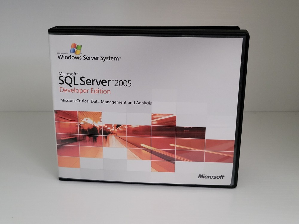 Microsoft Windows Server System SQL Server 2005 Developer Edition 8 Disc Set