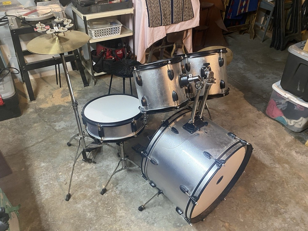 Drum Set With Many Accessories *PICK UP ONLY*