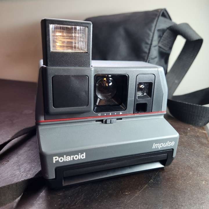Polaroid Impulse Instant Camera Auto Focus Built In Flash With Case Untested