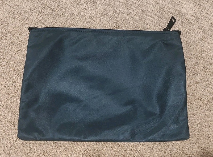 Tumi Multipurpose Nylon Zip Pouch - Blue w/Black Hardware •Used•