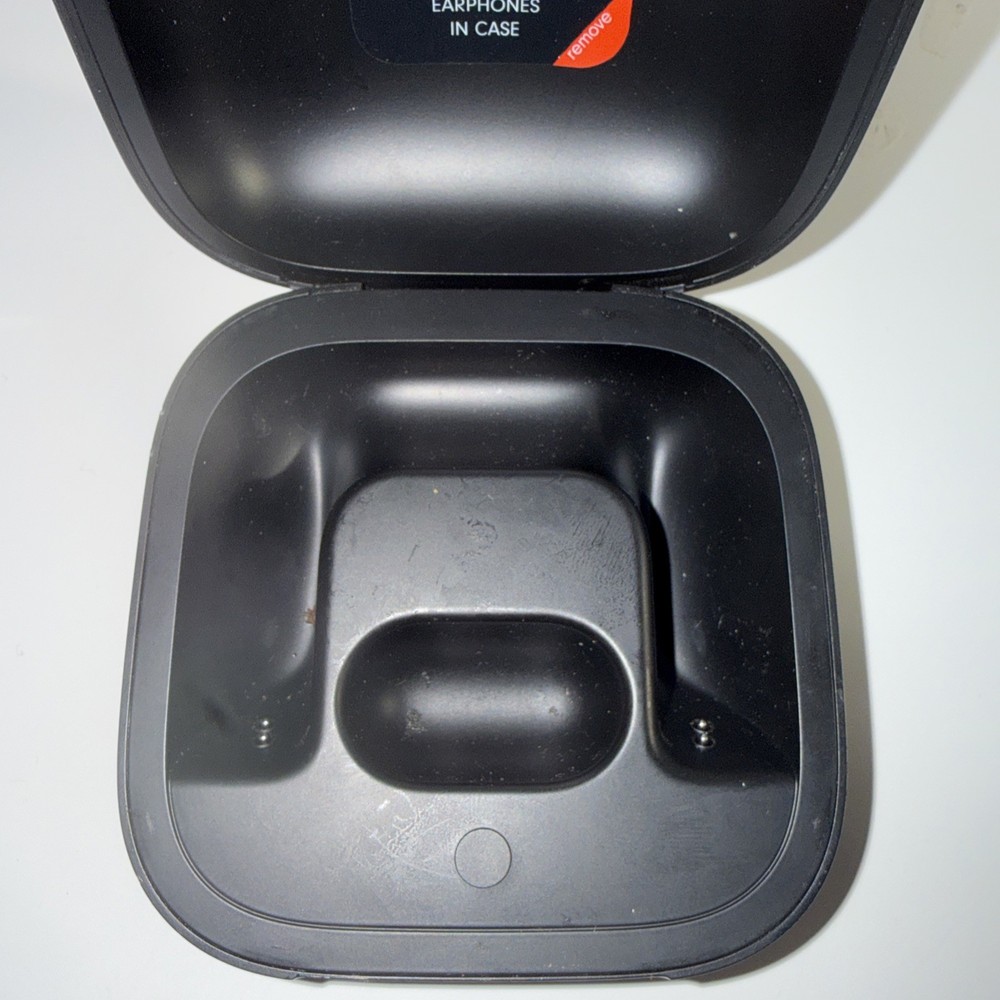 Black Beats Charging Case Only