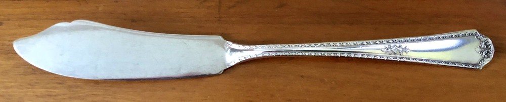 1929 Peerless Silverplate Silver Plate Berkeley Pattern Master Butter Knife