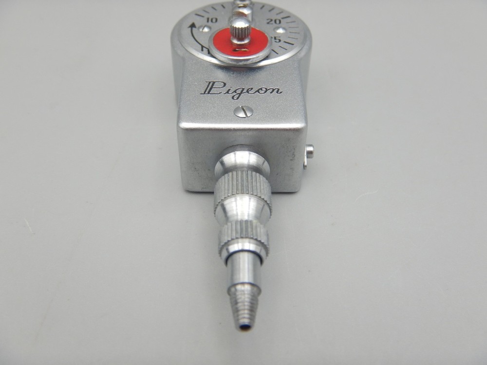 Pigeon Vintage Mechanical Self Timer with 25 Second Run Time IOB