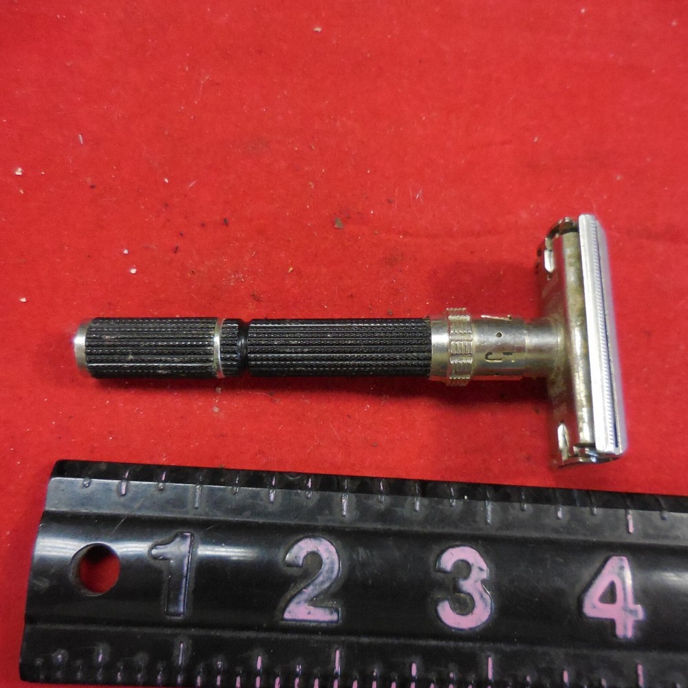 1971 Gillette Super Adjustable-- 9 POSITION ---Razor R-3