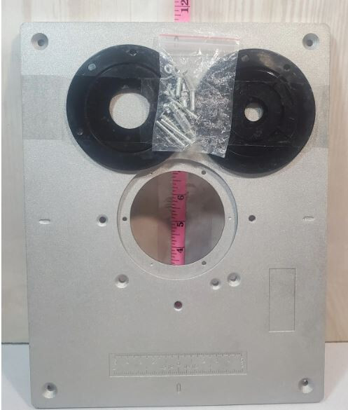 UNIVERSAL ALUMINUM ROUTER INSERT FITS MOST COMMON ROUTERS